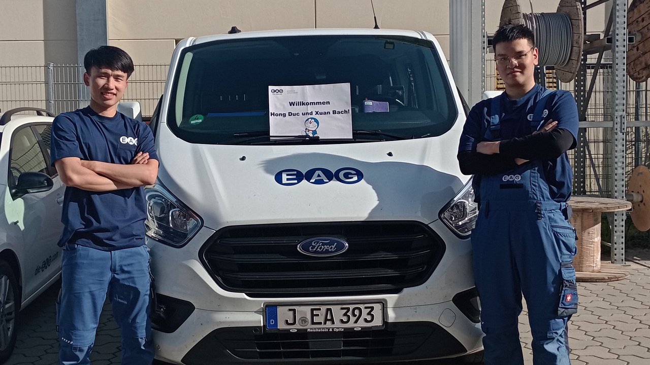8500 km legten unsere beiden vietnamesischen Auszubildenden zurück, um in Jena bei uns ihre Ausbildung zum Elektroniker für Energie- und Gebäudetechnik zu beginnen.