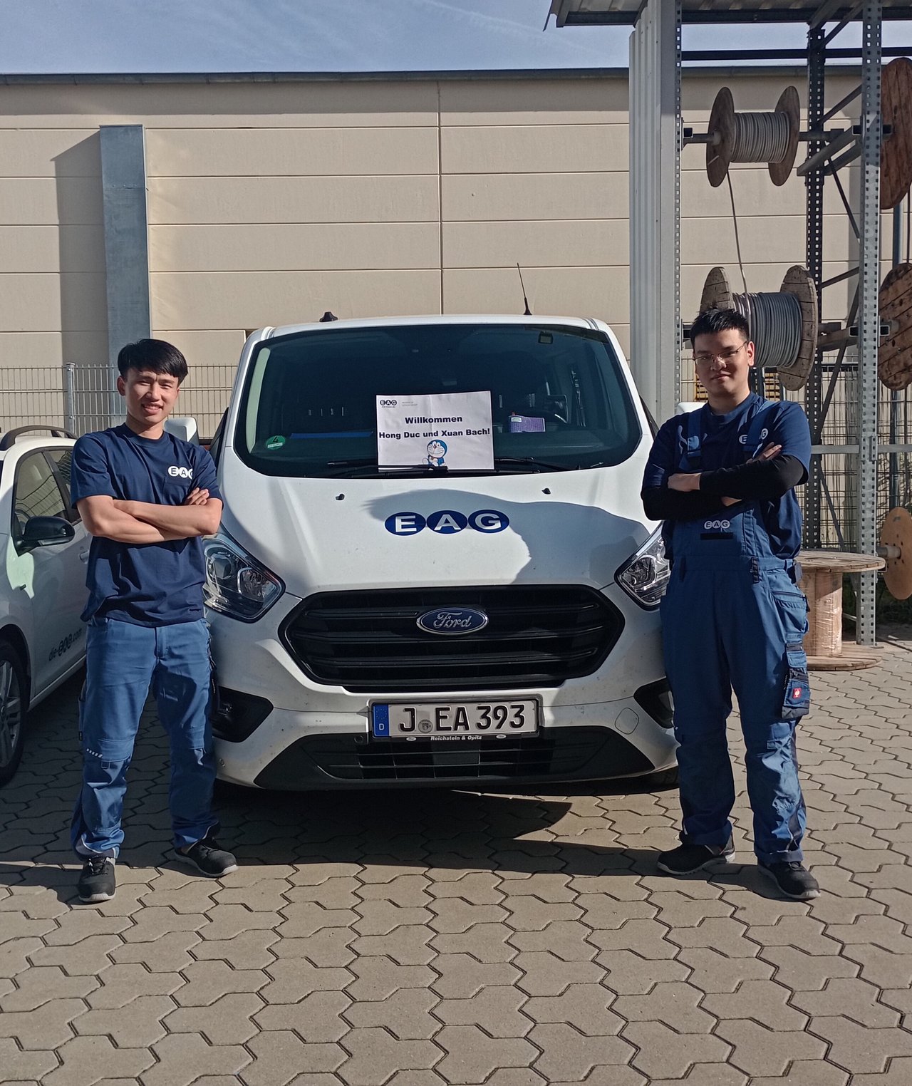8500 km legten unsere beiden vietnamesischen Auszubildenden zurück, um in Jena bei uns ihre Ausbildung zum Elektroniker für Energie- und Gebäudetechnik zu beginnen.